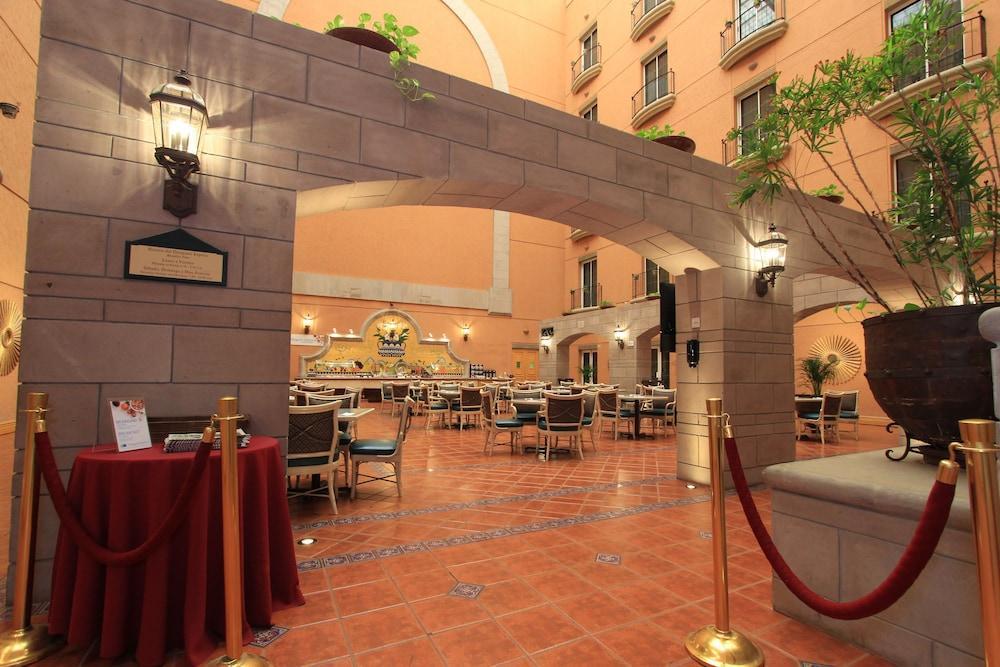 Holiday Inn Express Silao-Aeropuerto Bajio By Ihg Kültér fotó