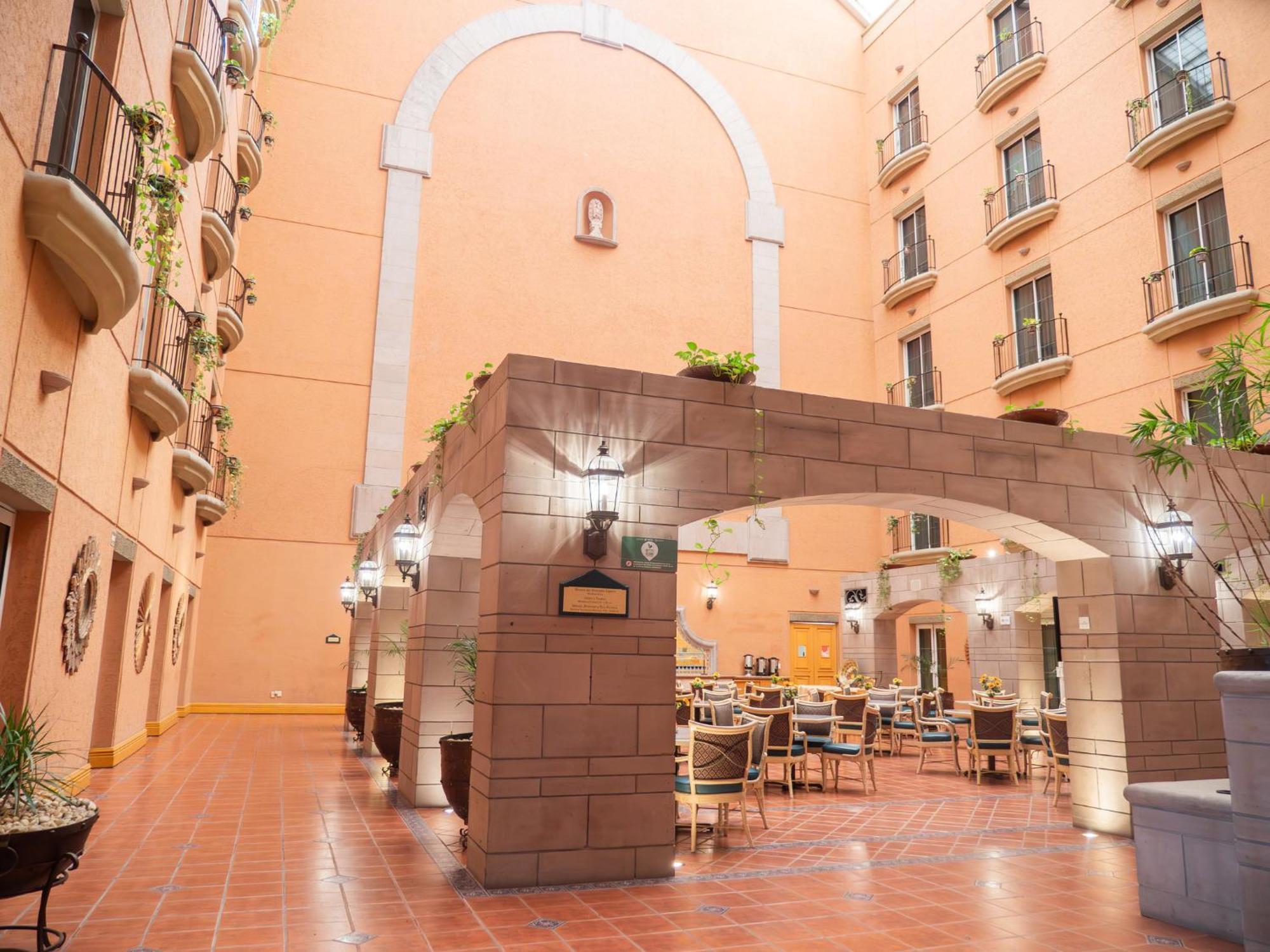 Holiday Inn Express Silao-Aeropuerto Bajio By Ihg Kültér fotó