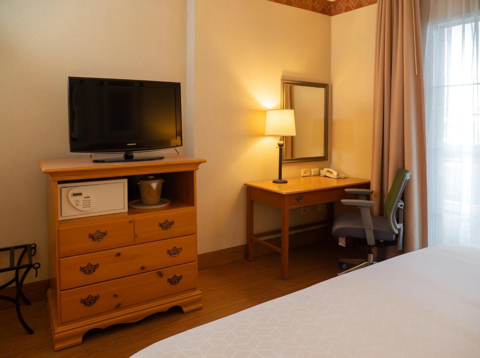 Holiday Inn Express Silao-Aeropuerto Bajio By Ihg Kültér fotó